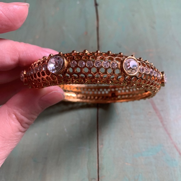 IMAN Global Chic Gold & Crystal Bangle Bracelet - Sz LG NWOT - Stunning Bracelet - Picture 11 of 12